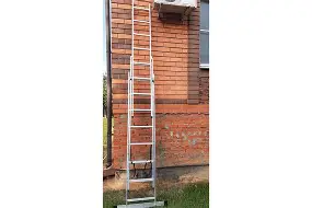 Лестница алюминиевая трехсекционная 3х8 Вихрь